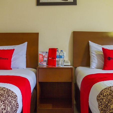 Hotel Reddoorz @ Paskal Hyper Square à Bandung Extérieur photo