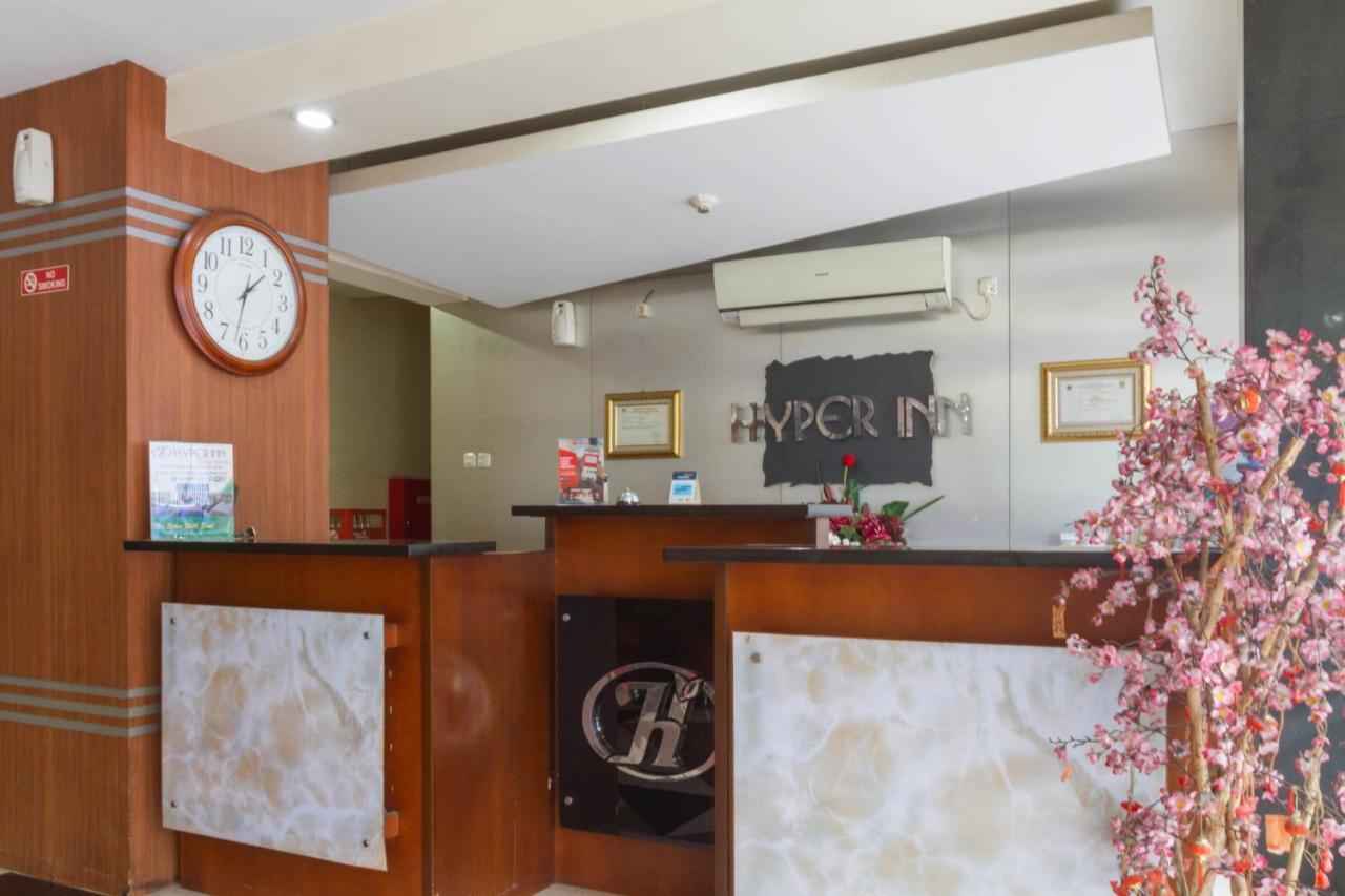 Hotel Reddoorz @ Paskal Hyper Square à Bandung Extérieur photo