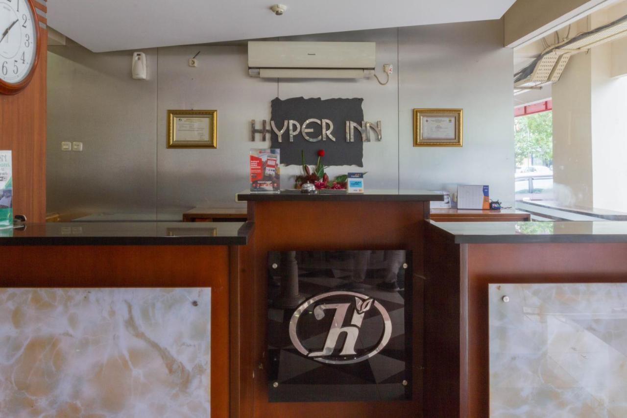 Hotel Reddoorz @ Paskal Hyper Square à Bandung Extérieur photo