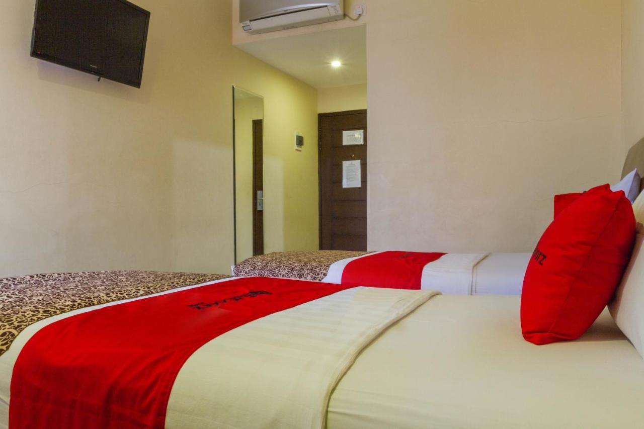 Hotel Reddoorz @ Paskal Hyper Square à Bandung Extérieur photo
